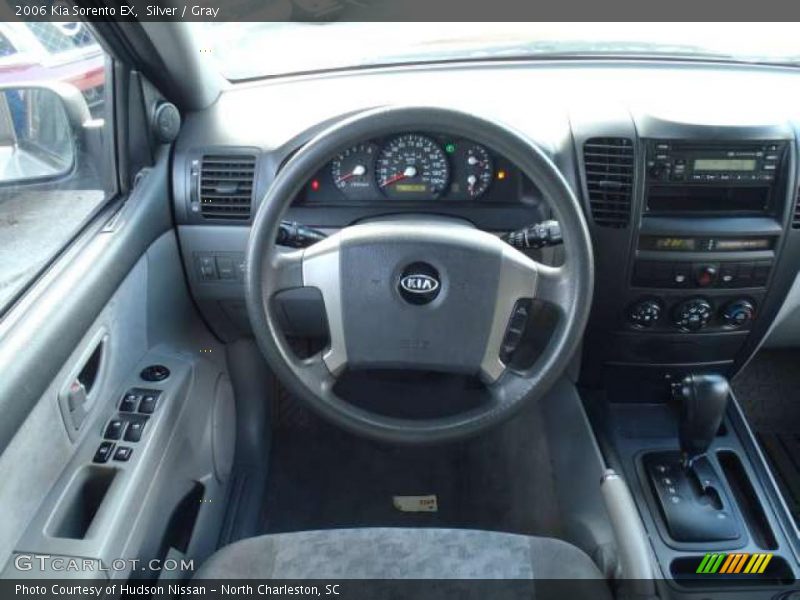 Silver / Gray 2006 Kia Sorento EX