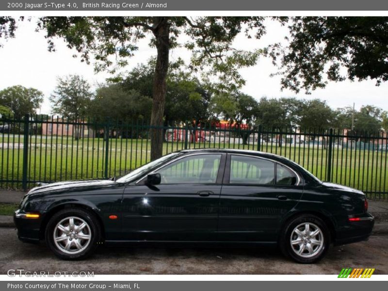 British Racing Green / Almond 2000 Jaguar S-Type 4.0
