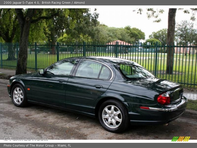 British Racing Green / Almond 2000 Jaguar S-Type 4.0