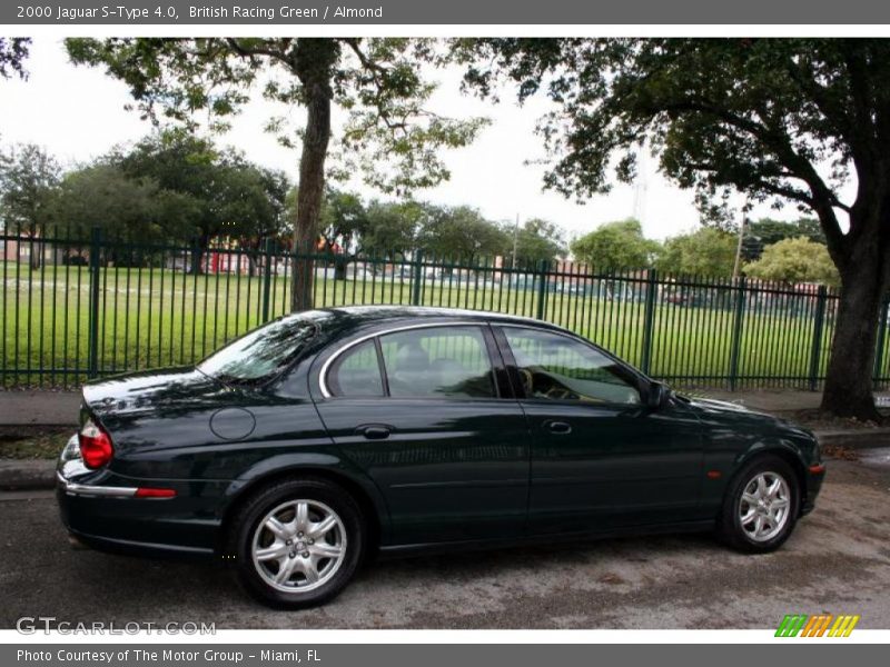 British Racing Green / Almond 2000 Jaguar S-Type 4.0
