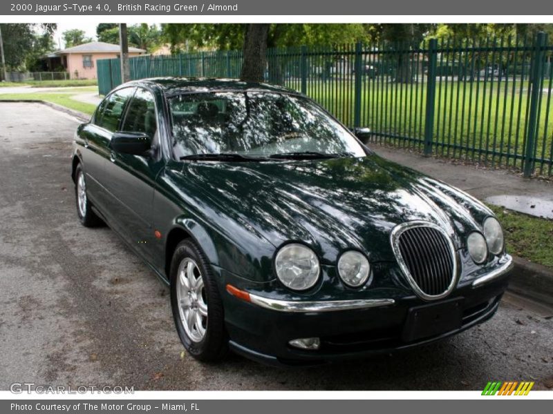 British Racing Green / Almond 2000 Jaguar S-Type 4.0
