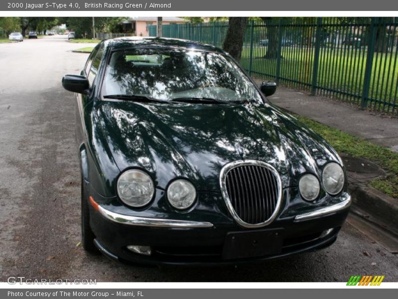 British Racing Green / Almond 2000 Jaguar S-Type 4.0