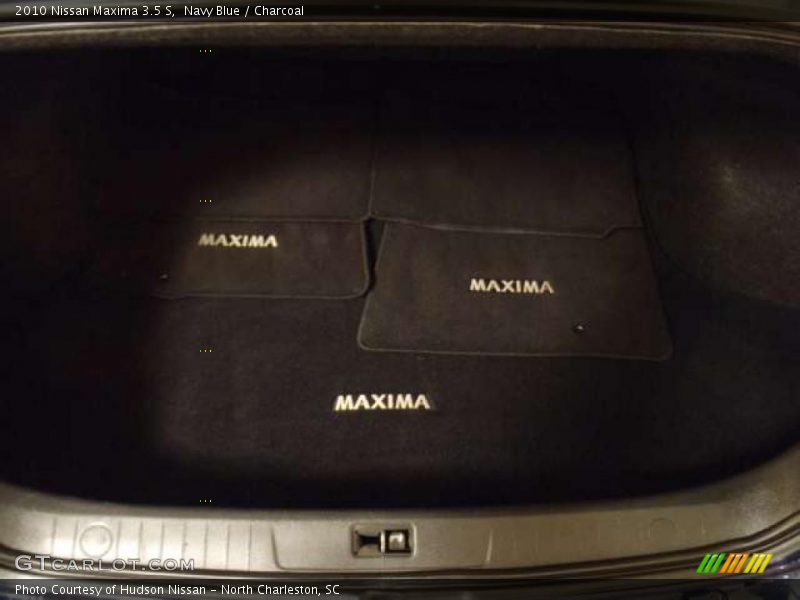 Navy Blue / Charcoal 2010 Nissan Maxima 3.5 S