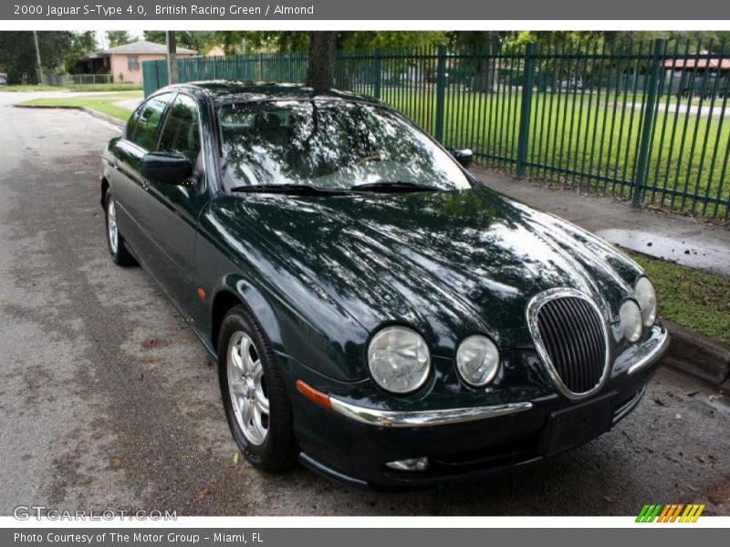 British Racing Green / Almond 2000 Jaguar S-Type 4.0