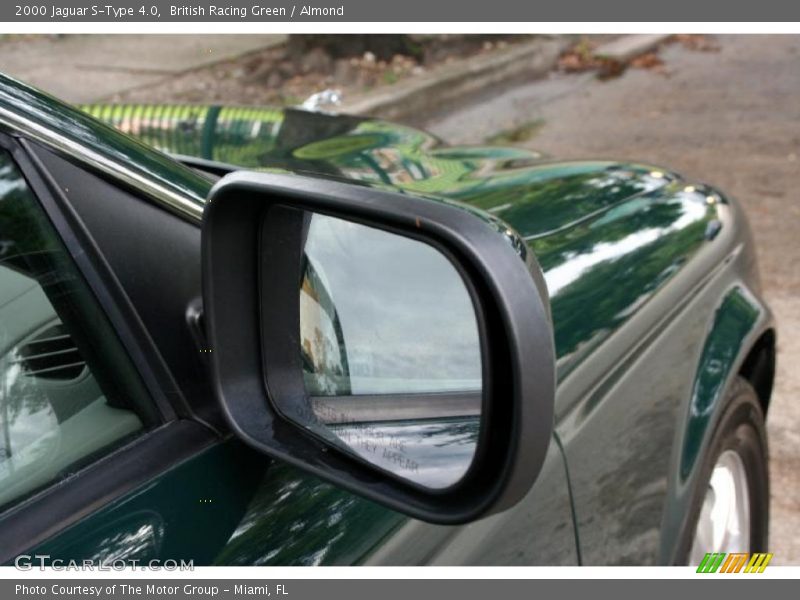 British Racing Green / Almond 2000 Jaguar S-Type 4.0