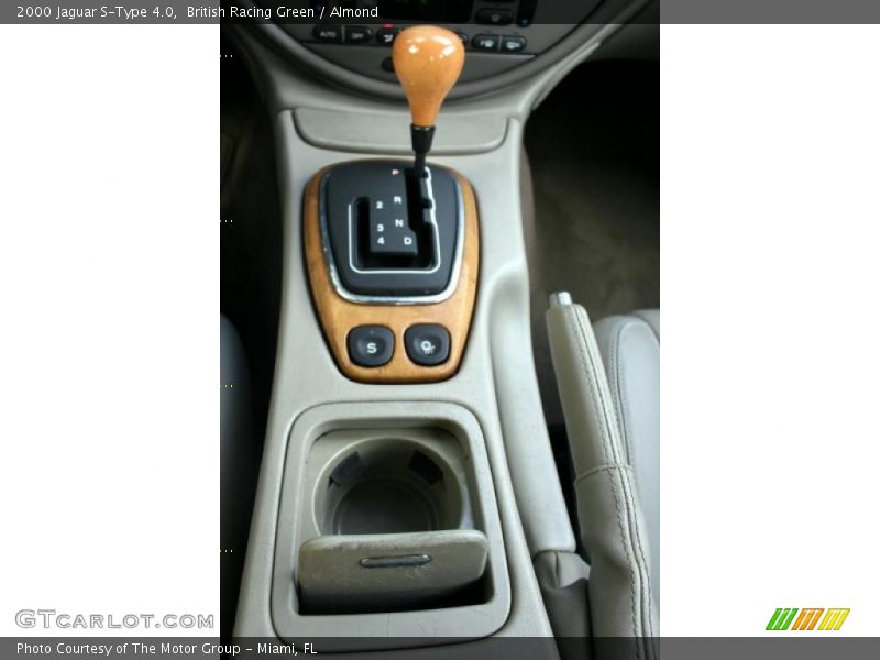  2000 S-Type 4.0 5 Speed Automatic Shifter