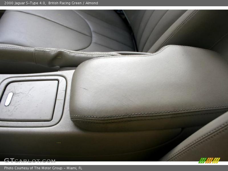 British Racing Green / Almond 2000 Jaguar S-Type 4.0