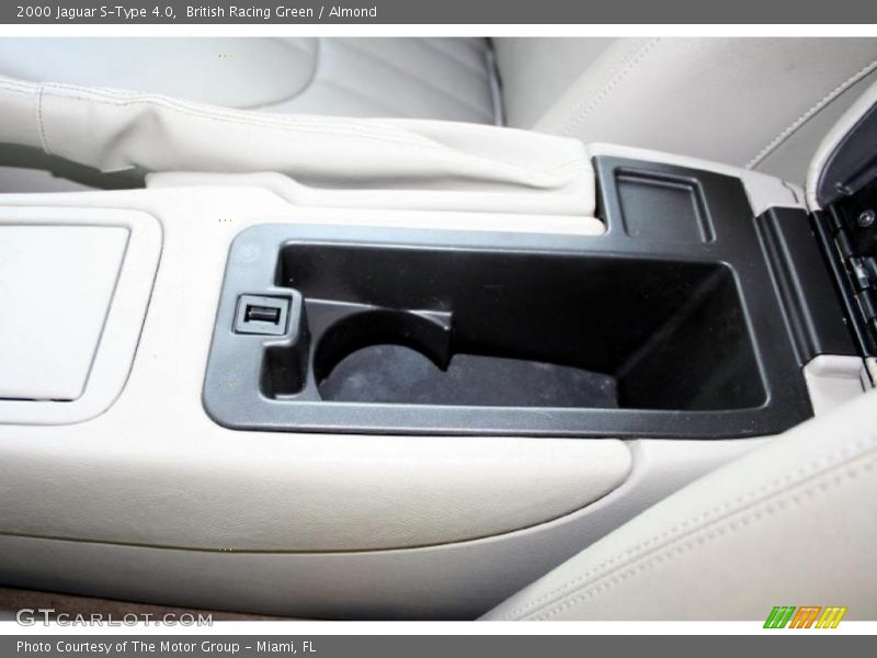 British Racing Green / Almond 2000 Jaguar S-Type 4.0