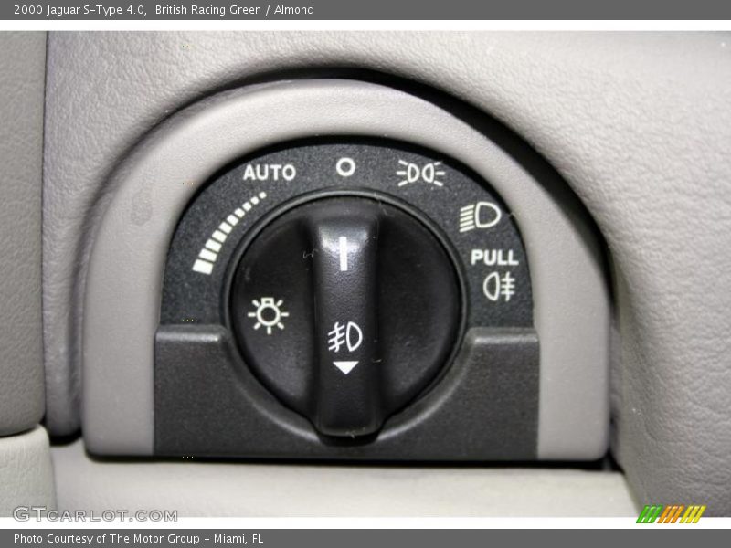 Controls of 2000 S-Type 4.0