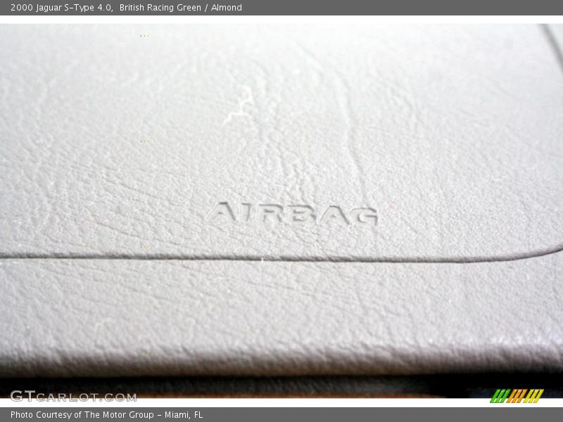 British Racing Green / Almond 2000 Jaguar S-Type 4.0