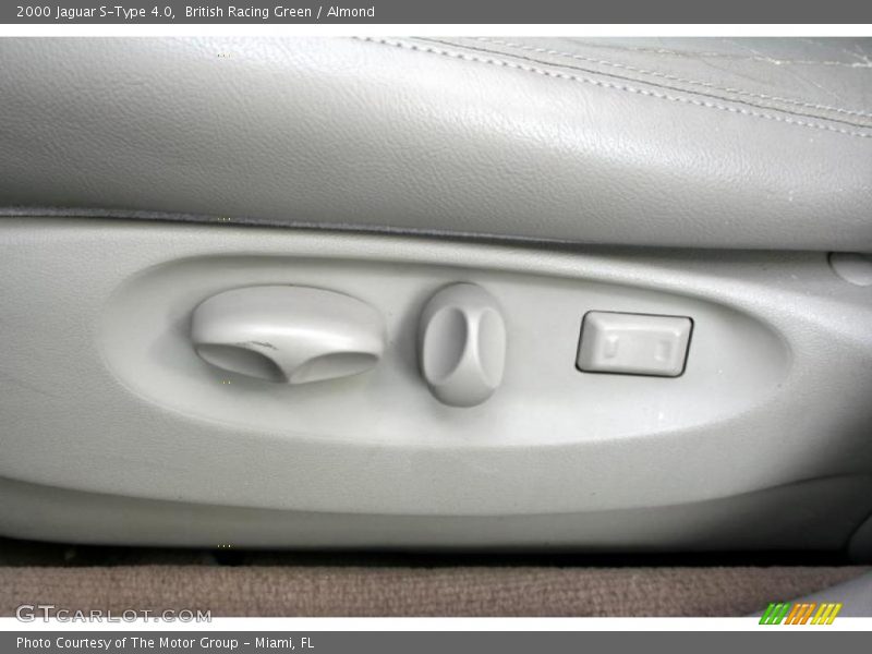 Controls of 2000 S-Type 4.0