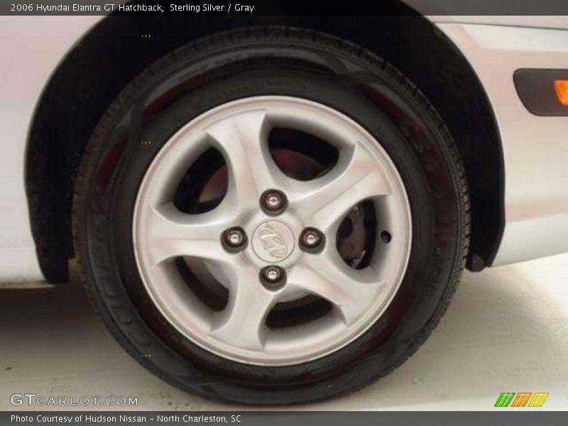  2006 Elantra GT Hatchback Wheel