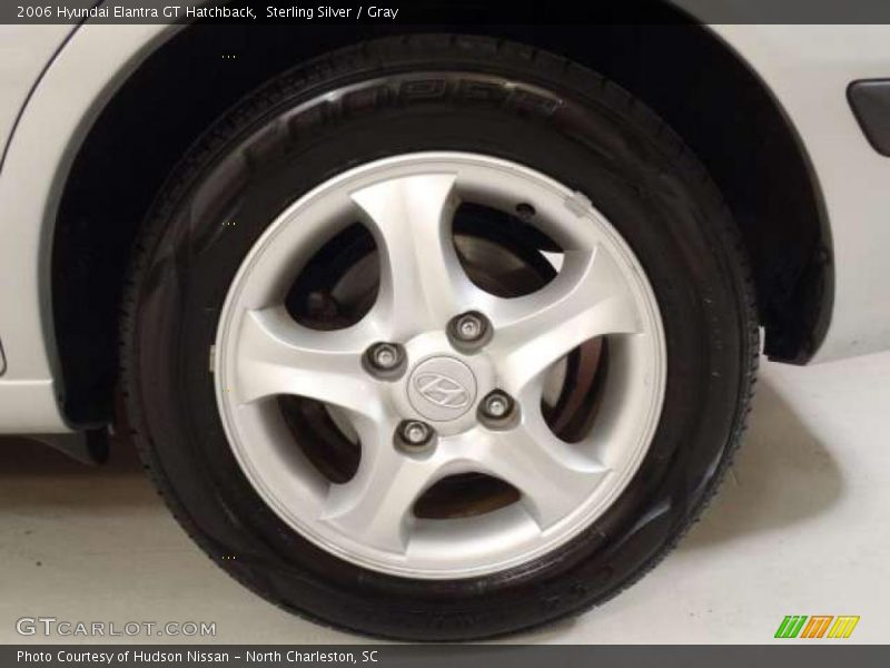  2006 Elantra GT Hatchback Wheel
