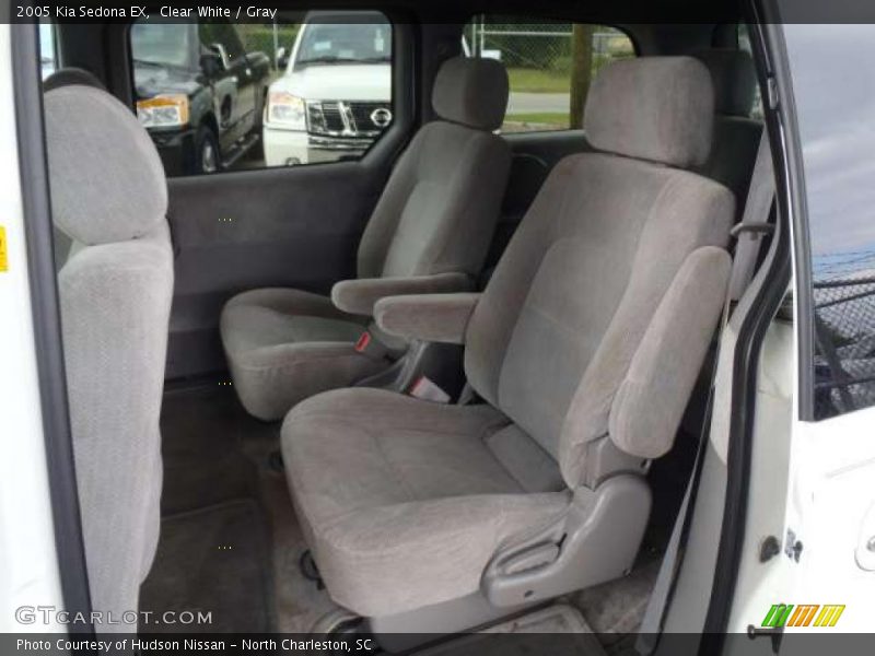 Clear White / Gray 2005 Kia Sedona EX