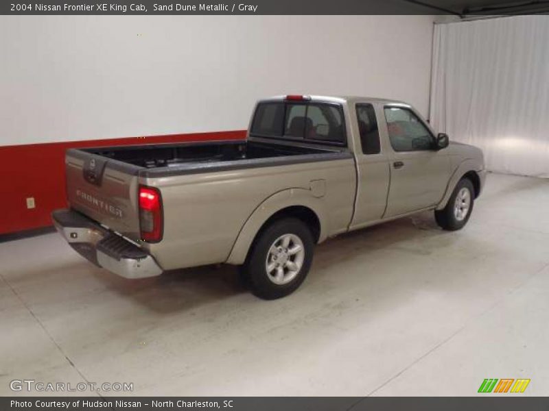 Sand Dune Metallic / Gray 2004 Nissan Frontier XE King Cab