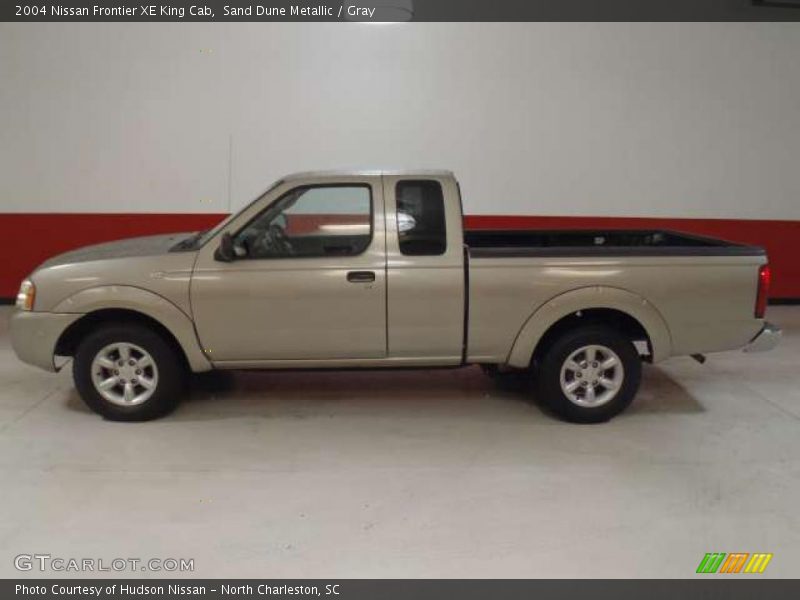 Sand Dune Metallic / Gray 2004 Nissan Frontier XE King Cab