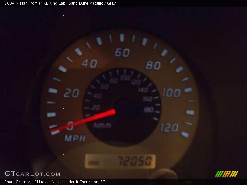 Sand Dune Metallic / Gray 2004 Nissan Frontier XE King Cab
