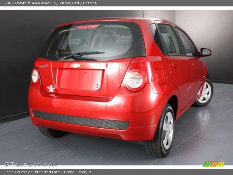  2009 Aveo Aveo5 LS Victory Red