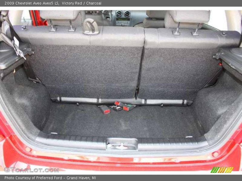  2009 Aveo Aveo5 LS Trunk