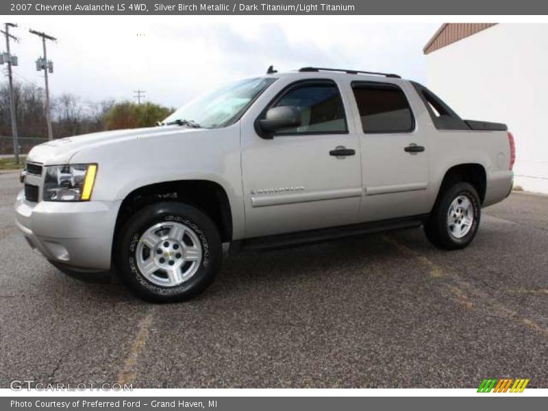 Silver Birch Metallic / Dark Titanium/Light Titanium 2007 Chevrolet Avalanche LS 4WD