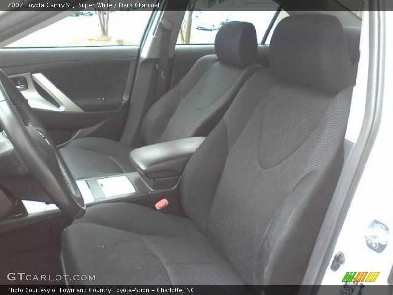 Super White / Dark Charcoal 2007 Toyota Camry SE