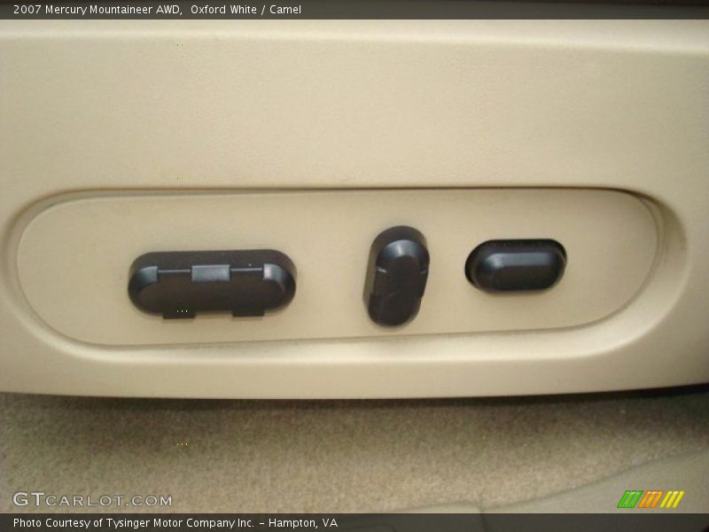 Oxford White / Camel 2007 Mercury Mountaineer AWD