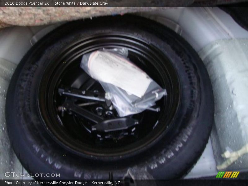Stone White / Dark Slate Gray 2010 Dodge Avenger SXT