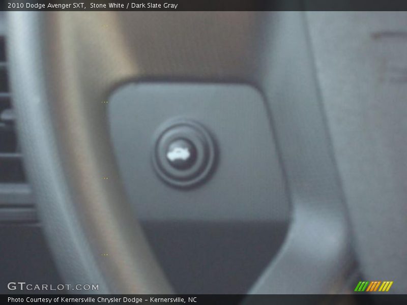 Stone White / Dark Slate Gray 2010 Dodge Avenger SXT