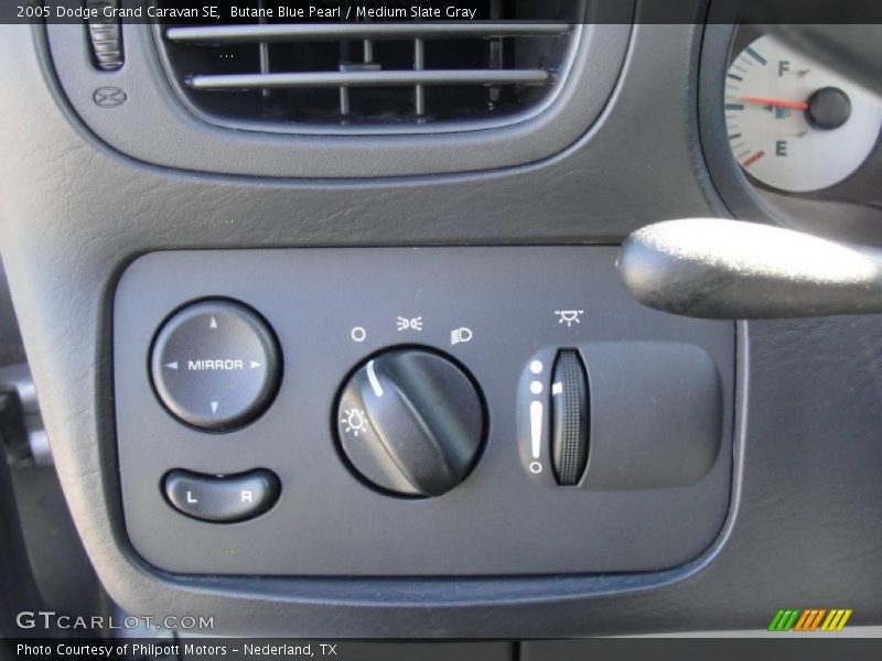 Butane Blue Pearl / Medium Slate Gray 2005 Dodge Grand Caravan SE