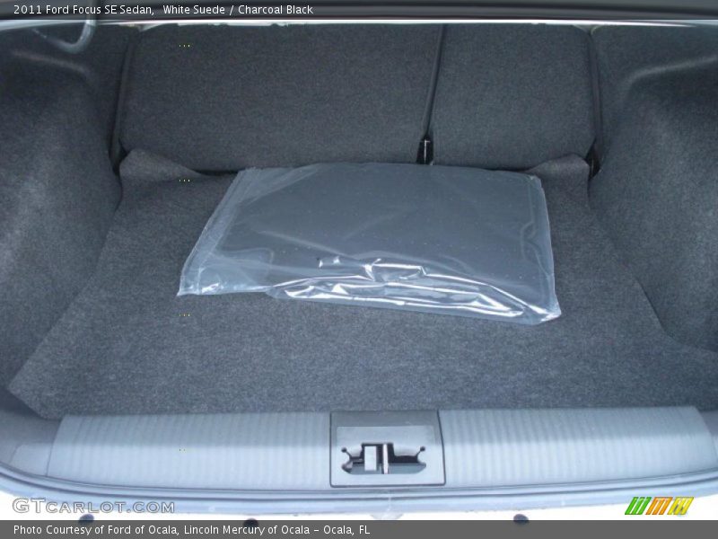 White Suede / Charcoal Black 2011 Ford Focus SE Sedan