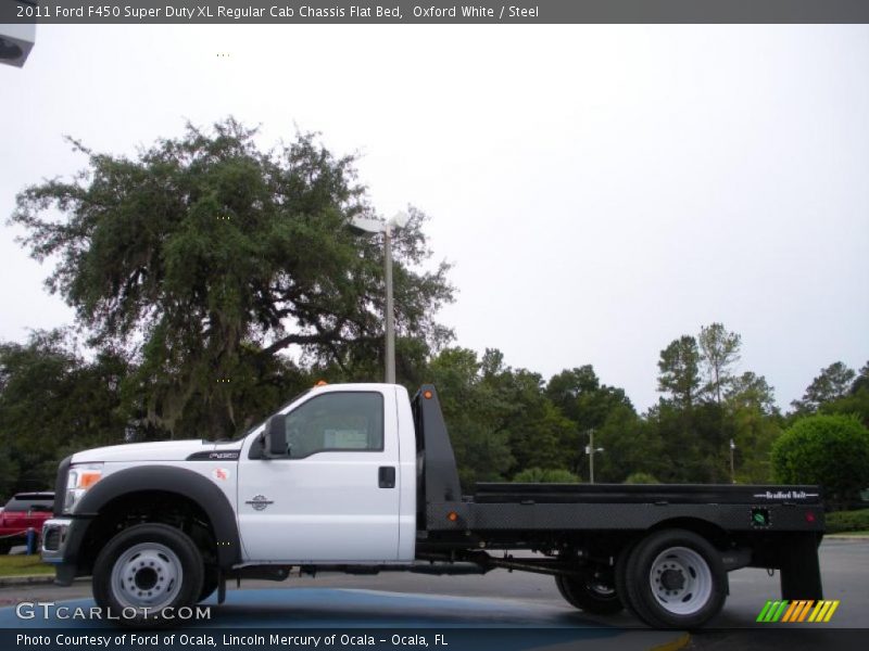  2011 F450 Super Duty XL Regular Cab Chassis Flat Bed Oxford White