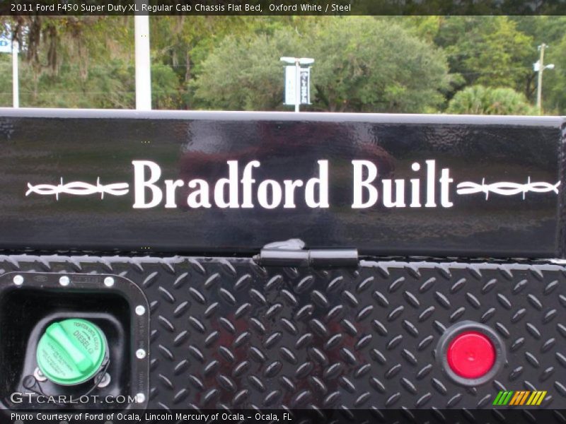 Oxford White / Steel 2011 Ford F450 Super Duty XL Regular Cab Chassis Flat Bed
