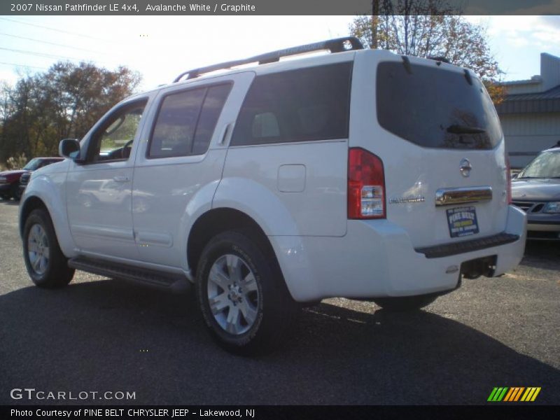Avalanche White / Graphite 2007 Nissan Pathfinder LE 4x4
