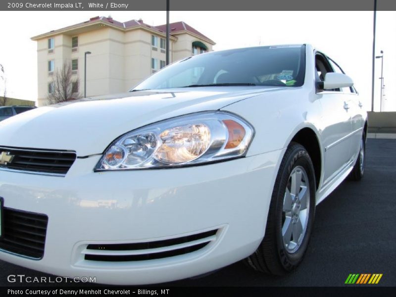 White / Ebony 2009 Chevrolet Impala LT