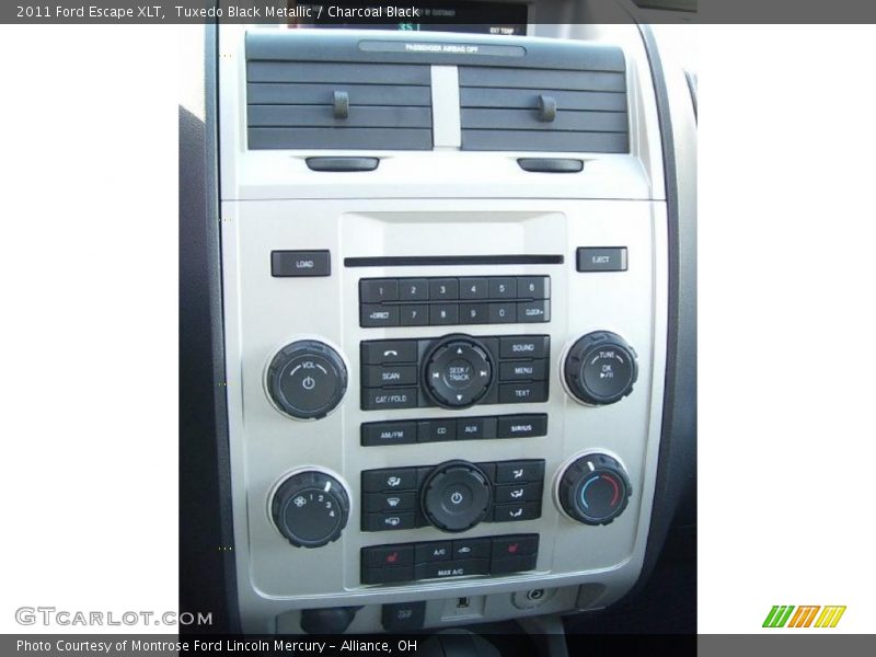 Tuxedo Black Metallic / Charcoal Black 2011 Ford Escape XLT