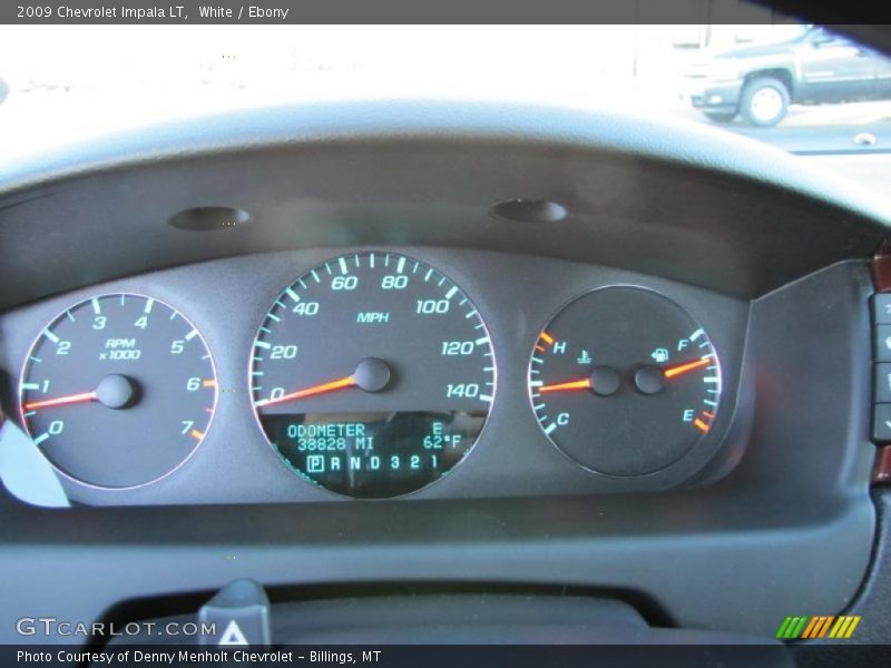White / Ebony 2009 Chevrolet Impala LT