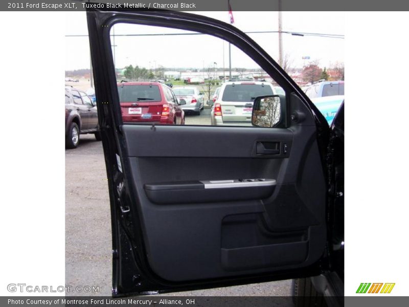 Tuxedo Black Metallic / Charcoal Black 2011 Ford Escape XLT