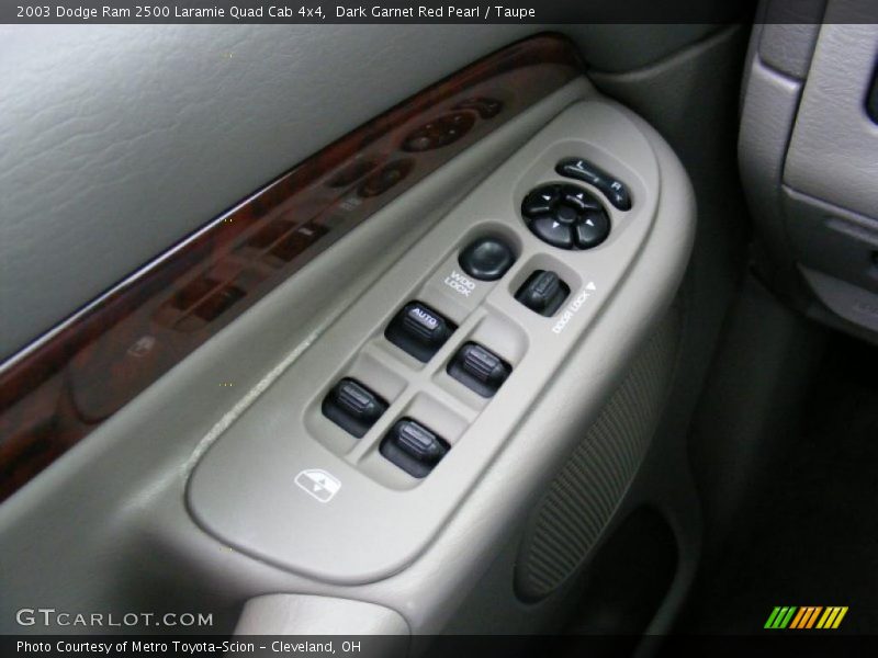 Controls of 2003 Ram 2500 Laramie Quad Cab 4x4