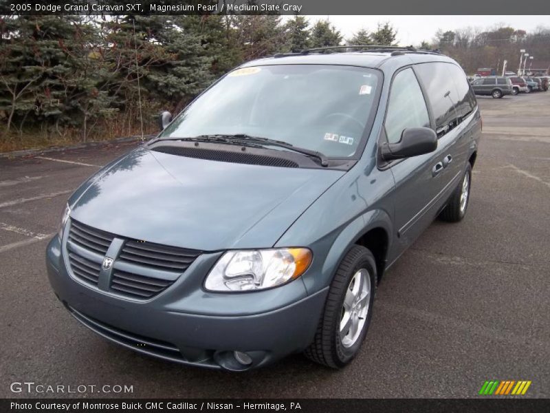 Magnesium Pearl / Medium Slate Gray 2005 Dodge Grand Caravan SXT