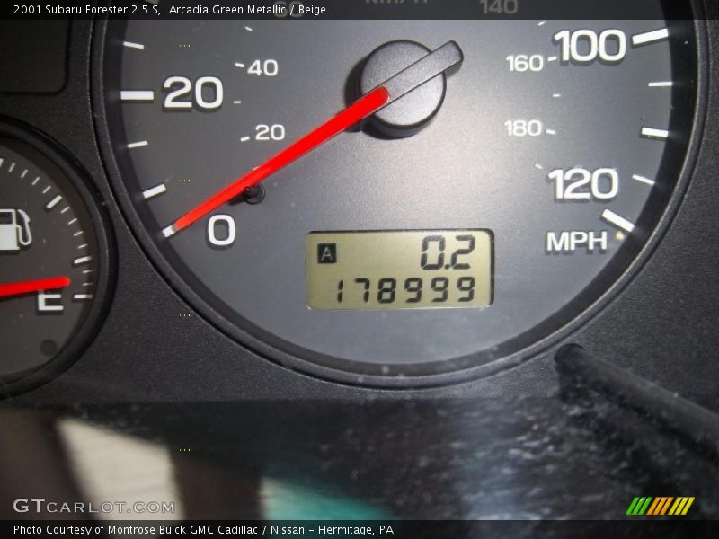 Arcadia Green Metallic / Beige 2001 Subaru Forester 2.5 S