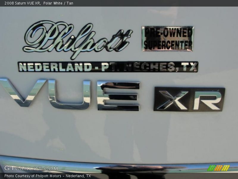 Polar White / Tan 2008 Saturn VUE XR