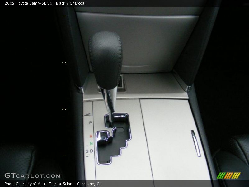 Black / Charcoal 2009 Toyota Camry SE V6