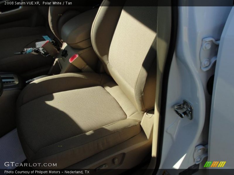 Polar White / Tan 2008 Saturn VUE XR