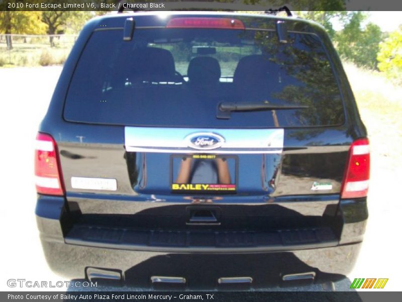 Black / Charcoal Black 2010 Ford Escape Limited V6