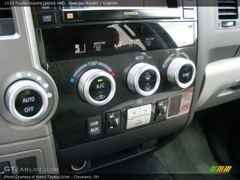 Controls of 2010 Sequoia Limited 4WD