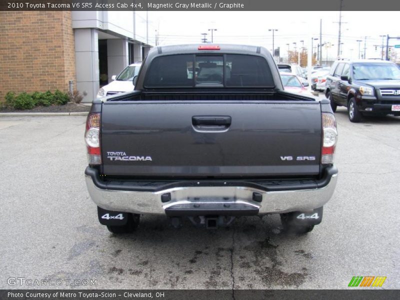 Magnetic Gray Metallic / Graphite 2010 Toyota Tacoma V6 SR5 Access Cab 4x4
