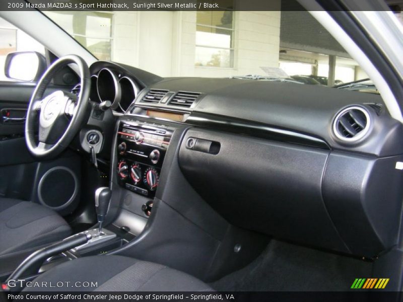 Dashboard of 2009 MAZDA3 s Sport Hatchback