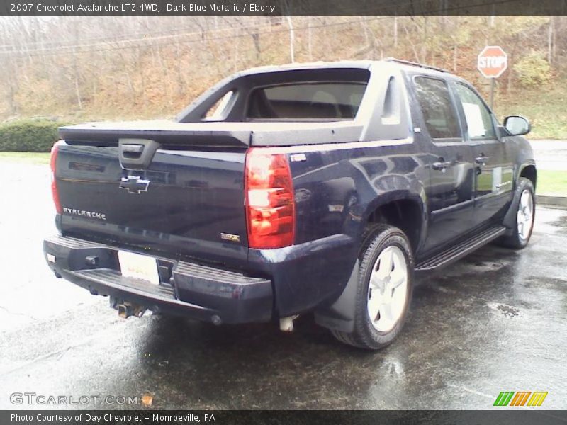Dark Blue Metallic / Ebony 2007 Chevrolet Avalanche LTZ 4WD