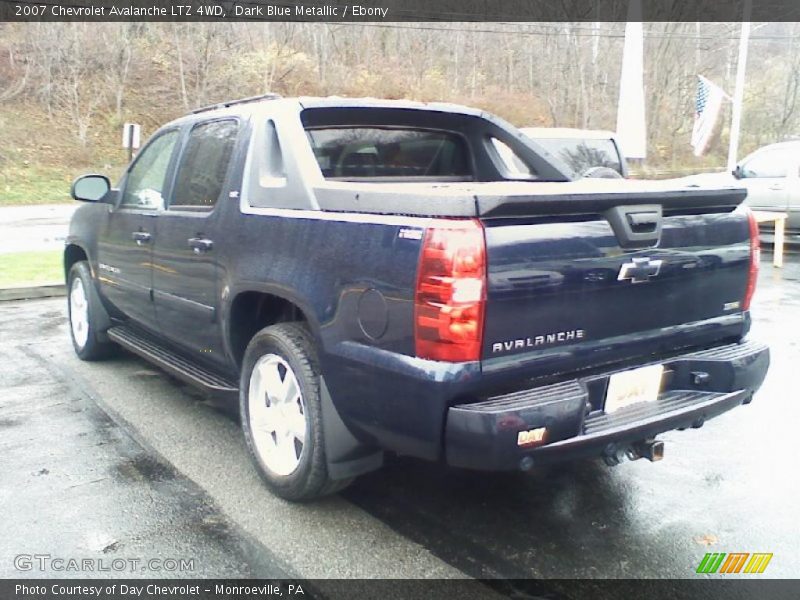 Dark Blue Metallic / Ebony 2007 Chevrolet Avalanche LTZ 4WD