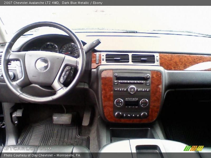 Dark Blue Metallic / Ebony 2007 Chevrolet Avalanche LTZ 4WD